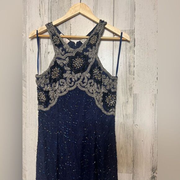 Formal blue dress - Picture 7 of 12